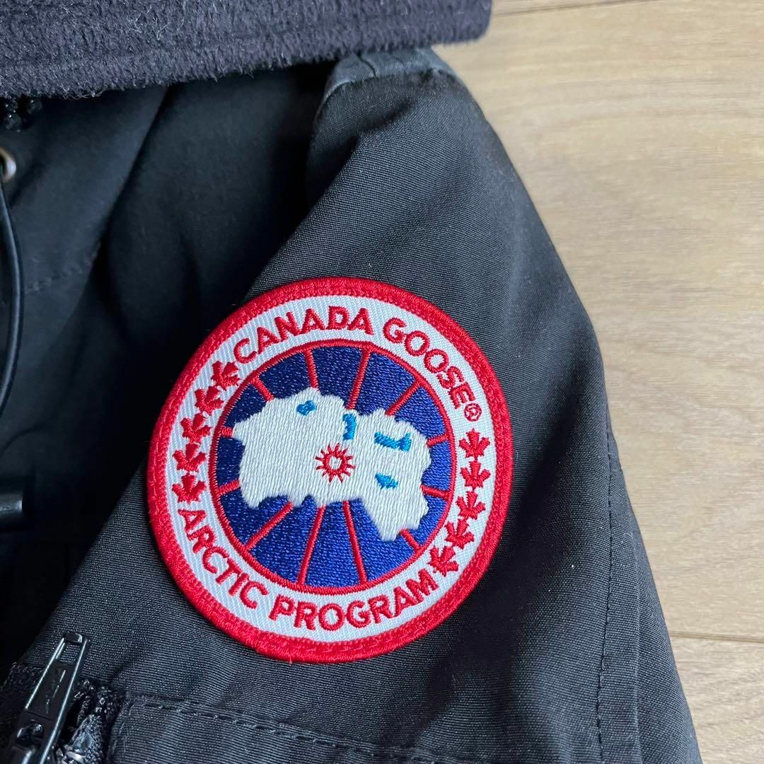 CANADA GOOSE(カナダグース)のカナダグース　Montebello Parka　モンテベロ　ダウンジャケット　黒 レディースのジャケット/アウター(ダウンジャケット)の商品写真