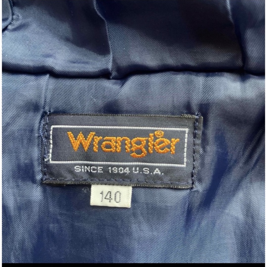 Wrangler(ラングラー)のキッズ　Wranglerアウター　サイズ140 中古品 キッズ/ベビー/マタニティのキッズ服男の子用(90cm~)(ジャケット/上着)の商品写真