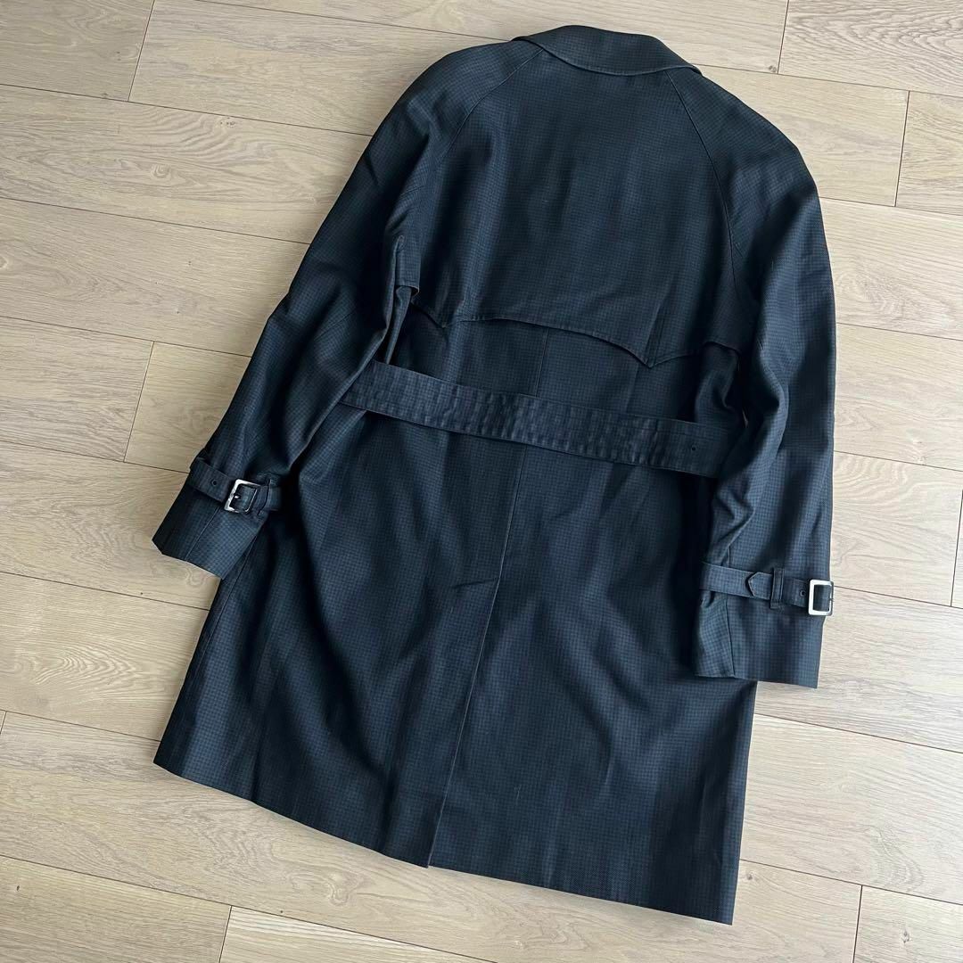 AQUA SCUTUM(アクアスキュータム)のアクアスキュータム　千鳥格子柄　ベルト付き　ステンカラーコート　ロング丈　34 メンズのジャケット/アウター(ステンカラーコート)の商品写真