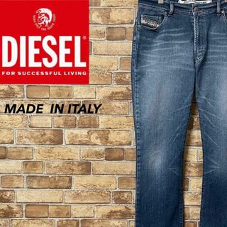 ディーゼル(DIESEL)のディーゼル　イタリア製　デニム　ジーンズ　ジーパン　ジッパーフライ　ひげ　34(デニム/ジーンズ)