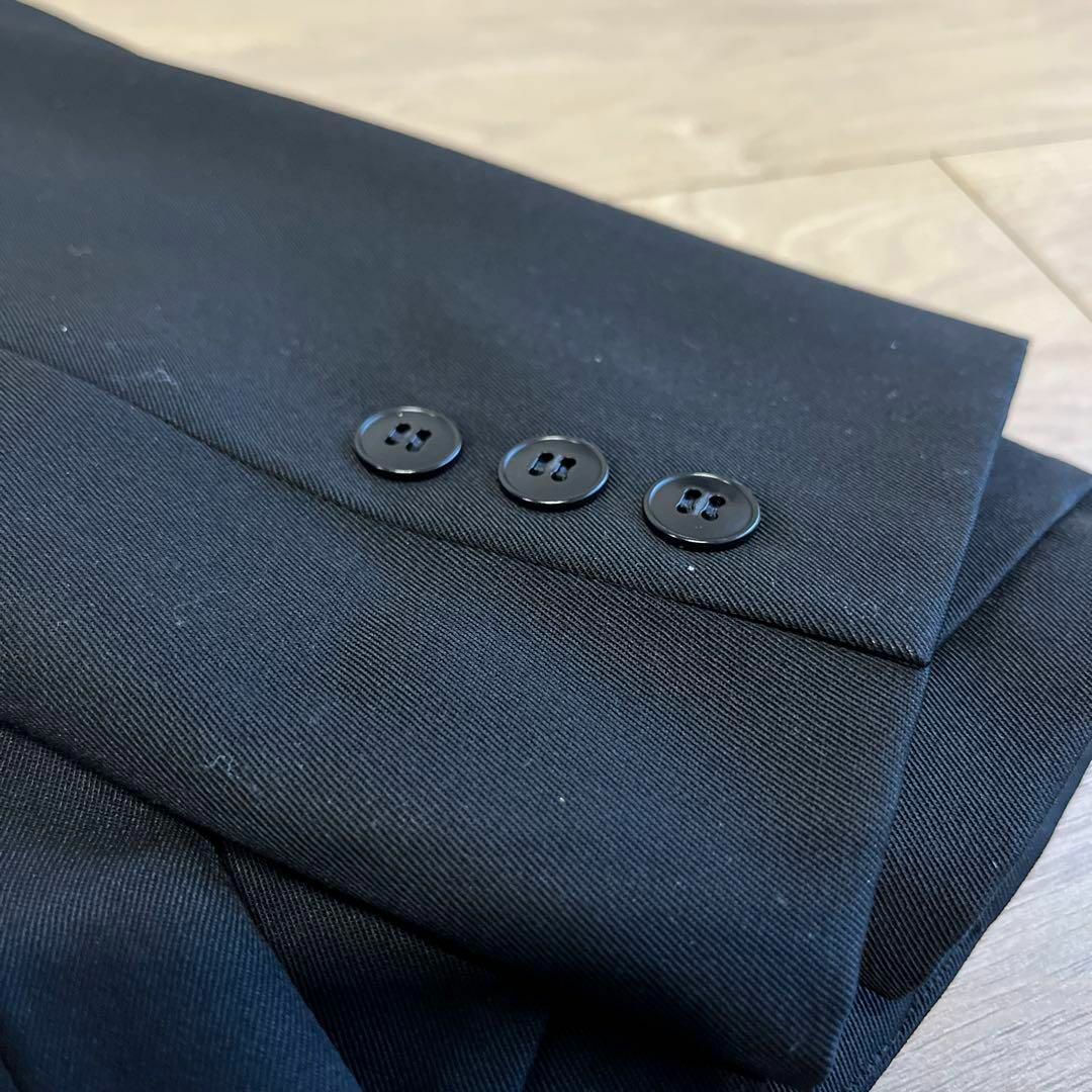 agnes b.(アニエスベー)のアニエスベー　黒　ブラック　スカートスーツ　セットアップ　３つボタン　S〜M レディースのフォーマル/ドレス(スーツ)の商品写真