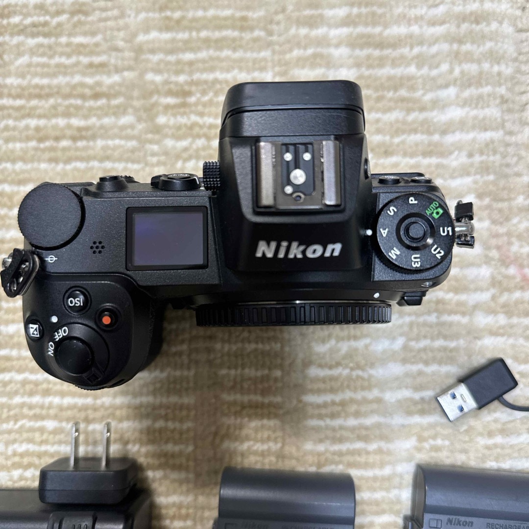 Nikon(ニコン)のNikon Z6 + cfexpress type b 256GB スマホ/家電/カメラのカメラ(ミラーレス一眼)の商品写真