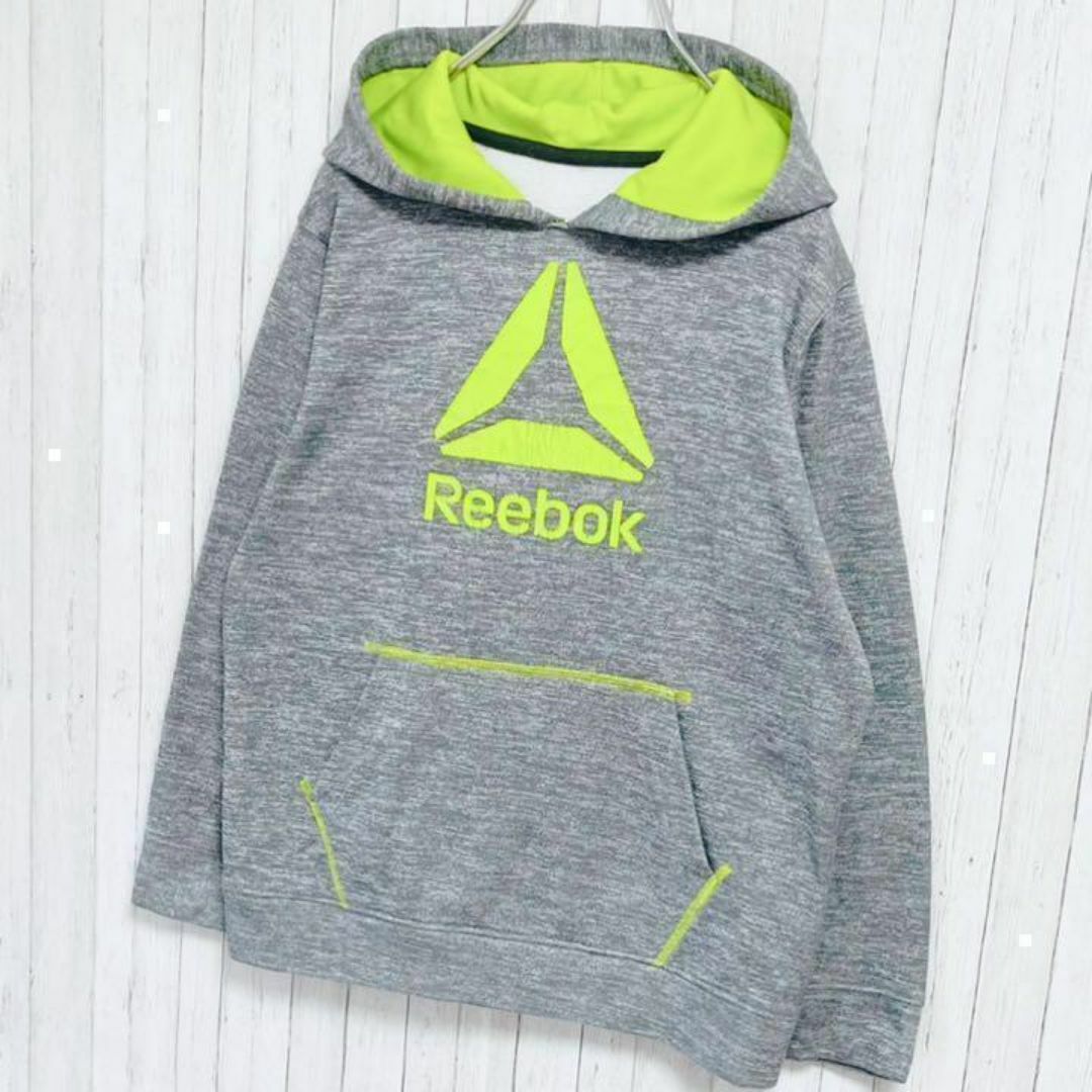 Reebok(リーボック)のリーボック　パーカー　スウェット　プルオーバー　ビッグプリント　グレー　蛍光 メンズのトップス(パーカー)の商品写真