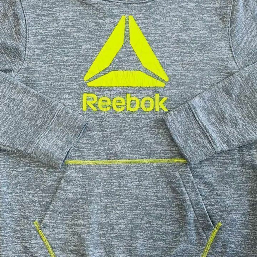 Reebok(リーボック)のリーボック　パーカー　スウェット　プルオーバー　ビッグプリント　グレー　蛍光 メンズのトップス(パーカー)の商品写真