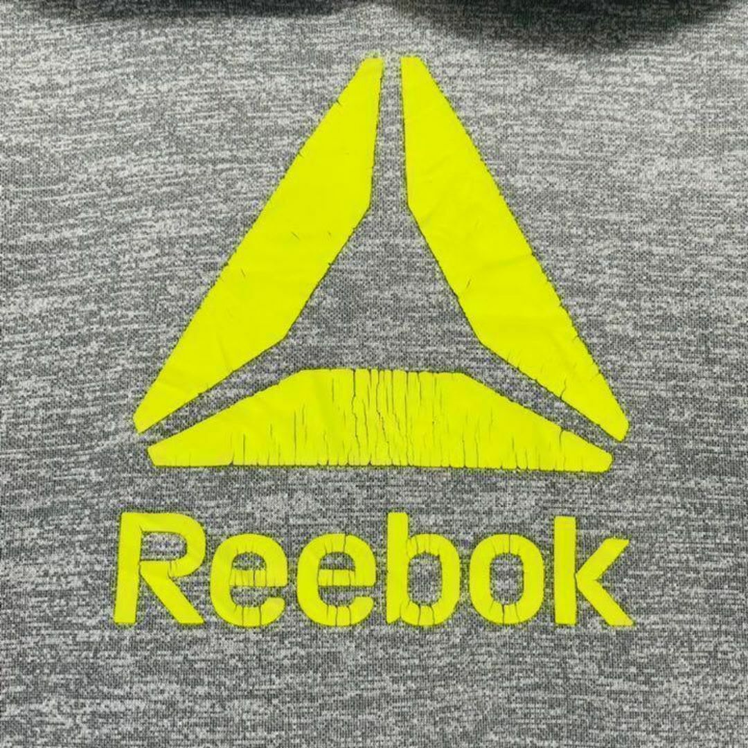 Reebok(リーボック)のリーボック　パーカー　スウェット　プルオーバー　ビッグプリント　グレー　蛍光 メンズのトップス(パーカー)の商品写真