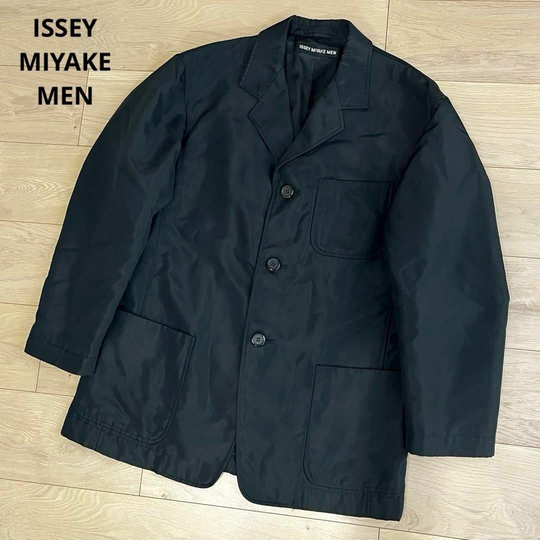 ISSEY MIYAKE(イッセイミヤケ)のイッセイミヤケ　黒　テーラードジャケット　ブレザー　ブラック　１サイズ メンズのジャケット/アウター(テーラードジャケット)の商品写真