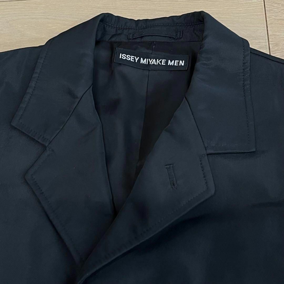 ISSEY MIYAKE(イッセイミヤケ)のイッセイミヤケ　黒　テーラードジャケット　ブレザー　ブラック　１サイズ メンズのジャケット/アウター(テーラードジャケット)の商品写真