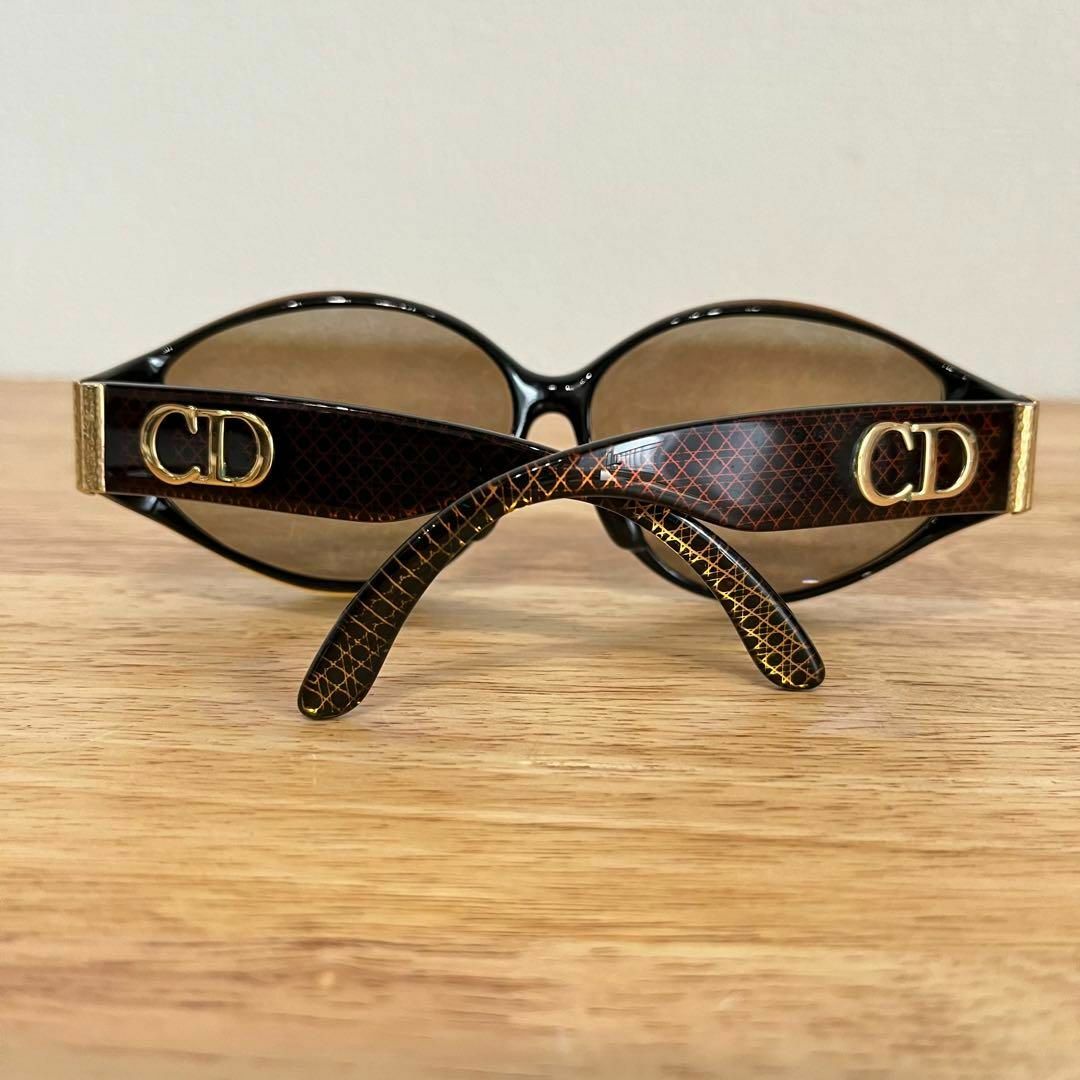Christian Dior(クリスチャンディオール)のクリスチャンディオール　2021A　CDロゴ　サングラス　59◻︎12　ブラウン レディースのファッション小物(サングラス/メガネ)の商品写真