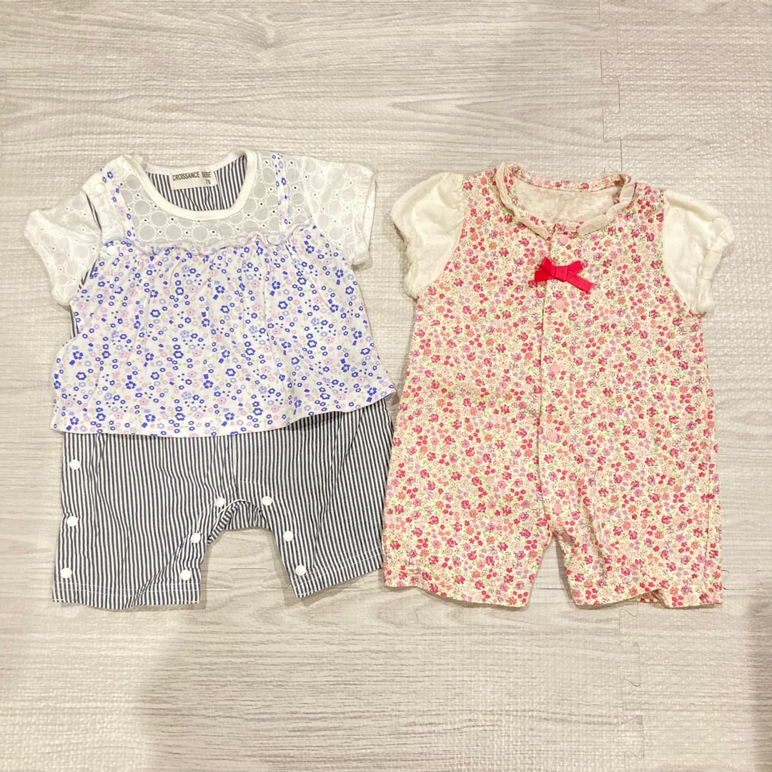 半袖ロンパース　カバーオール　綿100% 女の子　花柄　2枚セット キッズ/ベビー/マタニティのベビー服(~85cm)(ロンパース)の商品写真