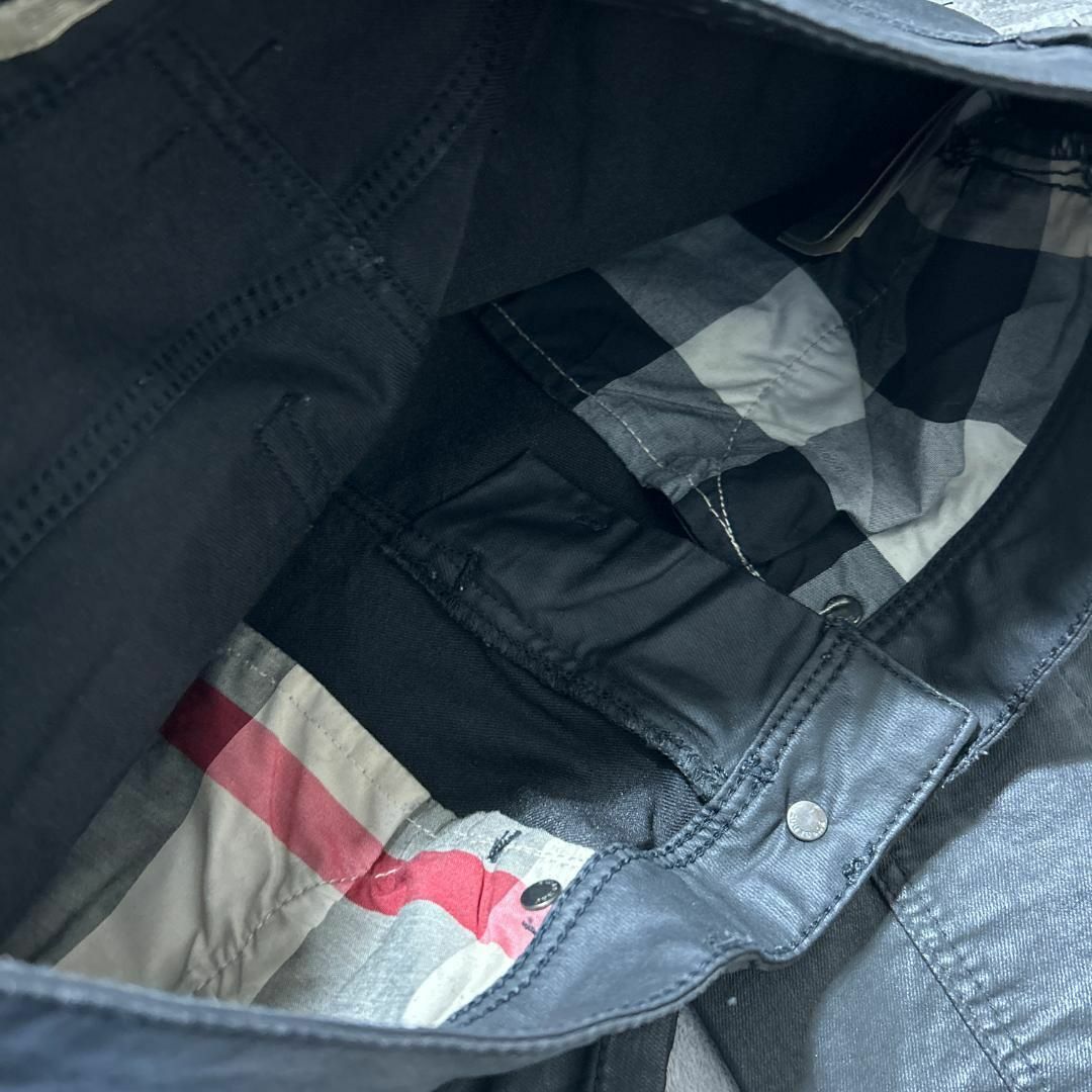 BURBERRY(バーバリー)の美品 BURBERRY バーバリ スキニーパンツ フェイクレザー 黒 w26 レディースのパンツ(その他)の商品写真