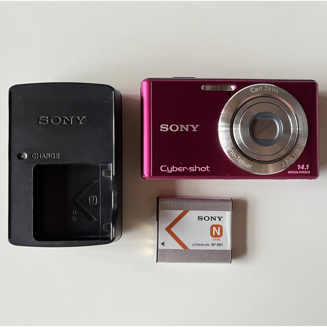 SONY(ソニー)のSONY コンパクトデジカメ Cyber-Shot W DSC-W530(P) スマホ/家電/カメラのカメラ(コンパクトデジタルカメラ)の商品写真