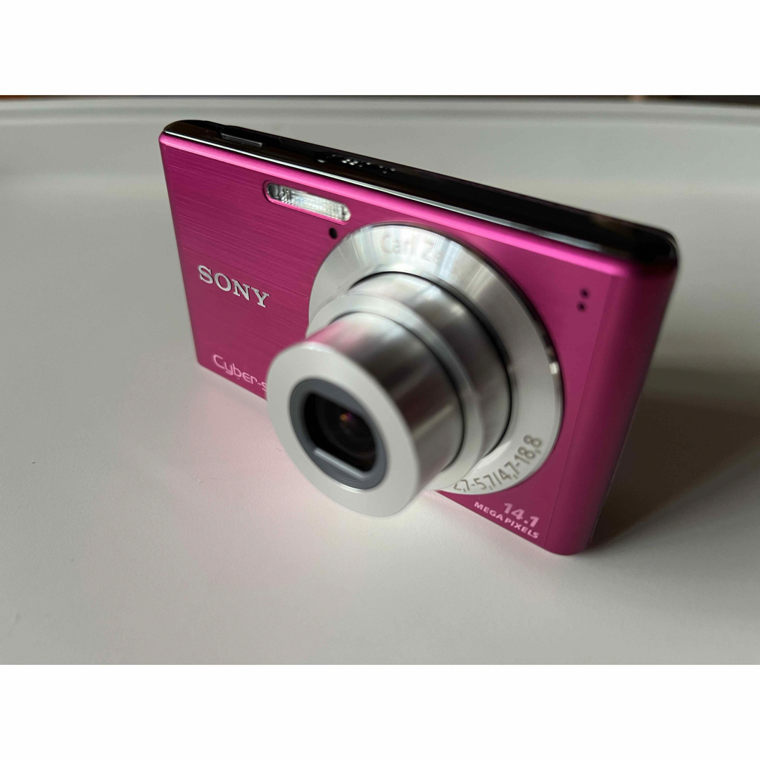 SONY(ソニー)のSONY コンパクトデジカメ Cyber-Shot W DSC-W530(P) スマホ/家電/カメラのカメラ(コンパクトデジタルカメラ)の商品写真