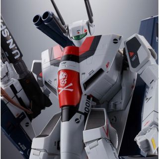 バンダイ(BANDAI)のDX超合金劇場版VF-1Sストライクバルキリー（一条輝機）メカニックエディション(アニメ/ゲーム)