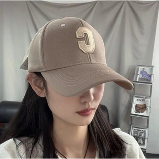 ロゴキャップ　ベージュ　ベースボールキャップ 帽子 韓国 小顔効果 UV防止(キャップ)