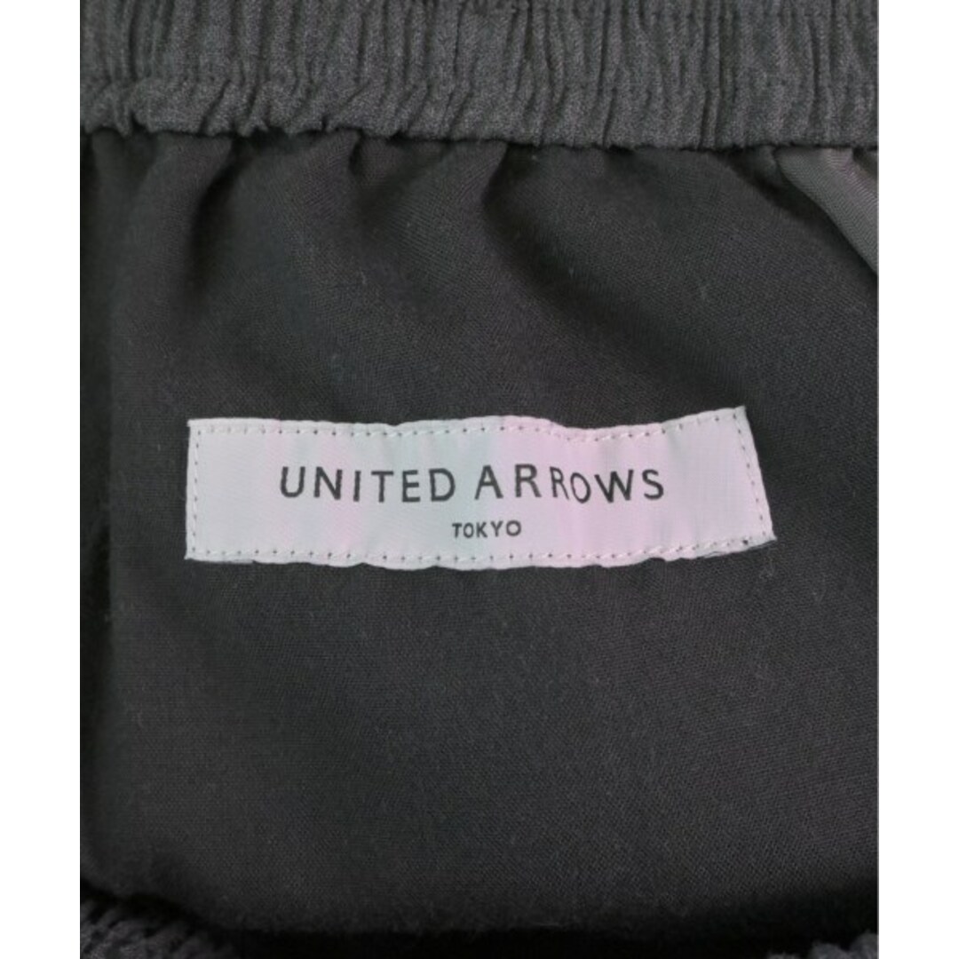 UNITED ARROWS(ユナイテッドアローズ)のUNITED ARROWS ユナイテッドアローズ ショートパンツ S グレー 【古着】【中古】 メンズのパンツ(ショートパンツ)の商品写真