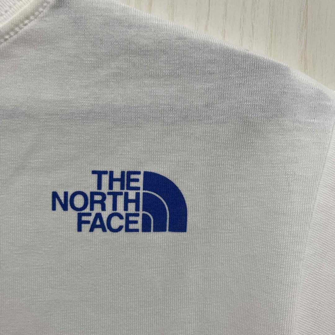 THE NORTH FACE(ザノースフェイス)のノースフェイス　カラードスクエアロゴティー　150cm キッズ キッズ/ベビー/マタニティのキッズ服男の子用(90cm~)(Tシャツ/カットソー)の商品写真