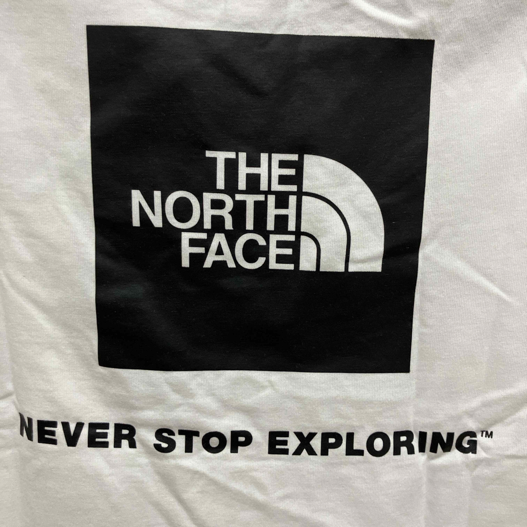 THE NORTH FACE(ザノースフェイス)のノースフェイス　バックスクエアロゴティー　130cm キッズ　130 Tシャツ　 キッズ/ベビー/マタニティのキッズ服男の子用(90cm~)(Tシャツ/カットソー)の商品写真