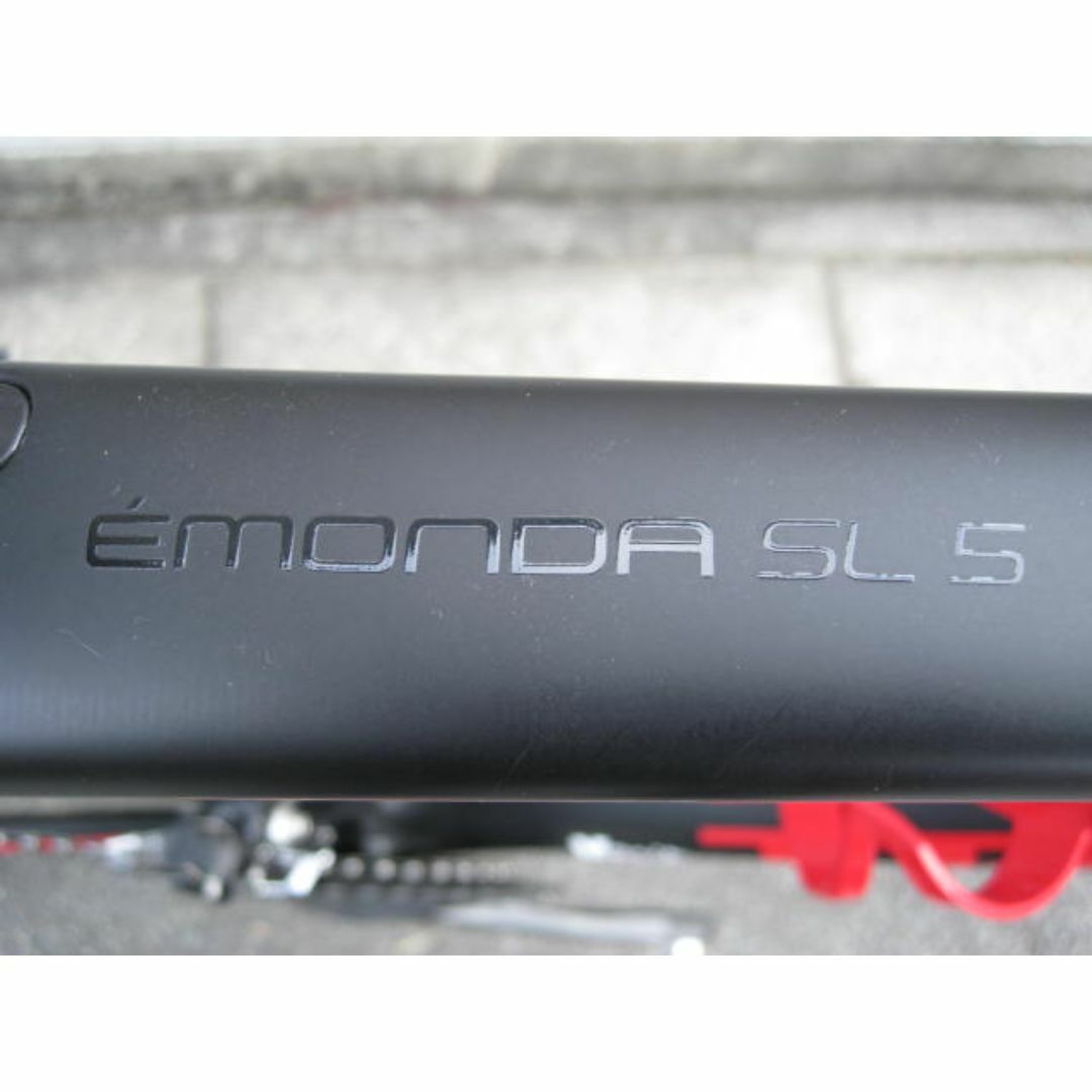 TREK(トレック)の福岡より TREK　エモンダ　SL 5　52サイズ 　リム　ブラック  　レッド スポーツ/アウトドアの自転車(自転車本体)の商品写真
