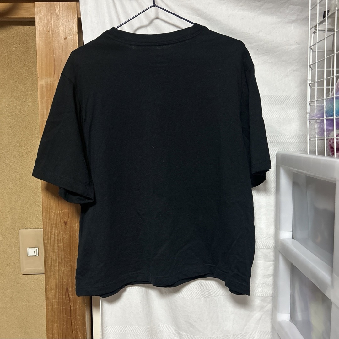 NIKE(ナイキ)のNIKE Tシャツ　トップス レディースのトップス(Tシャツ(半袖/袖なし))の商品写真