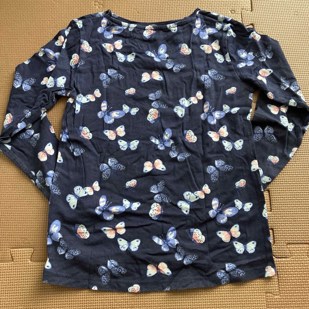 H&M(エイチアンドエム)のH&M  キッズカットソー　120 キッズ/ベビー/マタニティのキッズ服女の子用(90cm~)(Tシャツ/カットソー)の商品写真