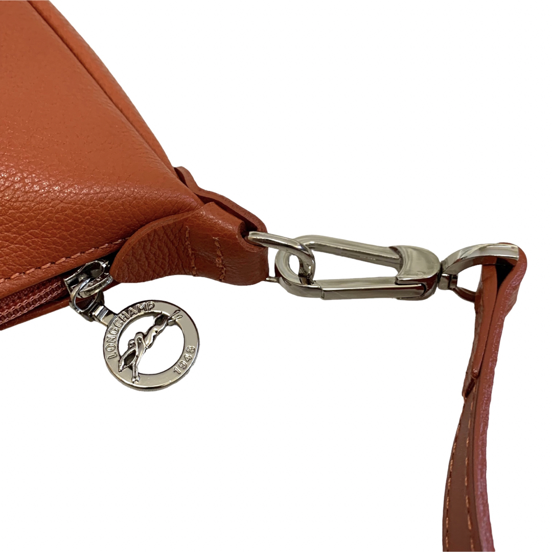 LONGCHAMP(ロンシャン)の極美品 ロンシャン レザー ワンショルダーバッグ ミニ アクセサリーポーチ レディースのバッグ(ハンドバッグ)の商品写真