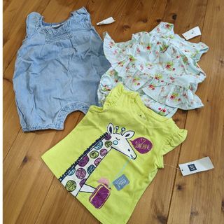 ベビーギャップ(babyGAP)の新品　babygap 3点セット70(ロンパース)