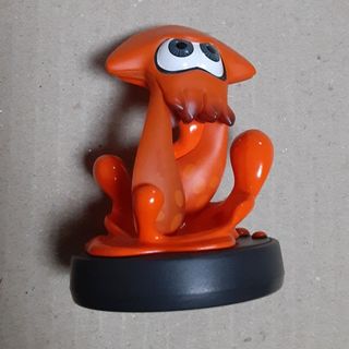 ニンテンドウ(任天堂)のamiibo　イカ　オレンジ(その他)