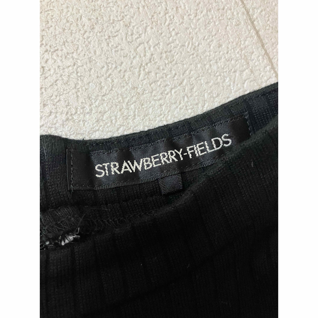 STRAWBERRY-FIELDS(ストロベリーフィールズ)の美品　ストロベリーフィールズ　ドッキング　ワンピース　リブニット レディースのワンピース(ひざ丈ワンピース)の商品写真