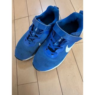 ジュニア　NIKE スニーカー　(スニーカー)