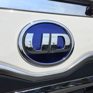 特価❗️高品質！UD  トラック エンブレムステッカー メッキ マグネットタイプ(車外アクセサリ)