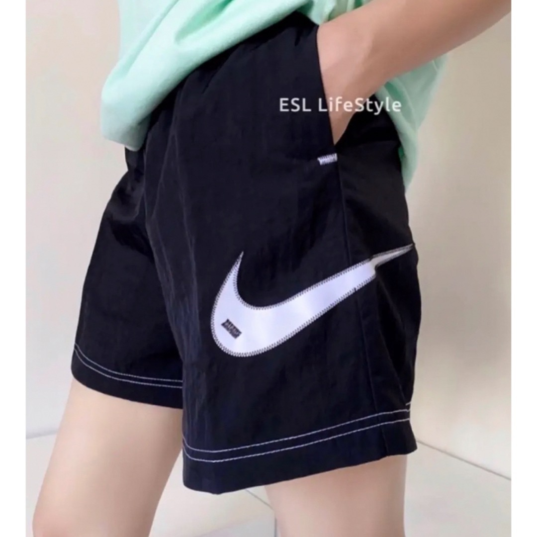 NIKE - ナイキ ビッグスウッシュ ウーブンハーフパンツ XLサイズ NIKE - ナイキ ビッグスウッシュ ウーブンハーフパンツ XLサイズ