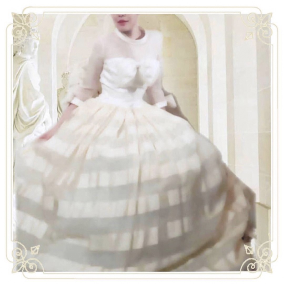【ヴィンテージ】クラシカル＊リボン付きボーダーオーガンジー.ウェディングドレス レディースのフォーマル/ドレス(ウェディングドレス)の商品写真