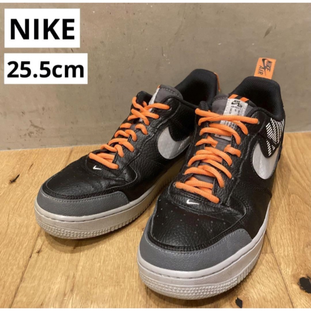 NIKE(ナイキ)のNIKE ナイキ AIR FORCE 1 07 LV8 2 スニーカー　ブラック メンズの靴/シューズ(スニーカー)の商品写真