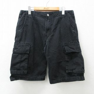 リーバイス(Levi's)のW33★古着 リーバイス Levis ショート カーゴ パンツ ショーツ メンズ コットン 黒 ブラック デニム 24apr16 中古 ボトムス 短パン ショーパン(ワークパンツ/カーゴパンツ)