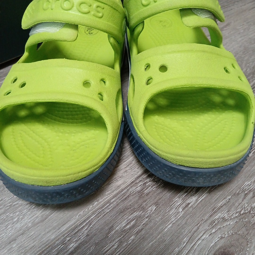 crocs(クロックス)のクロックス　サンダル　c12 キッズ/ベビー/マタニティのキッズ靴/シューズ(15cm~)(サンダル)の商品写真