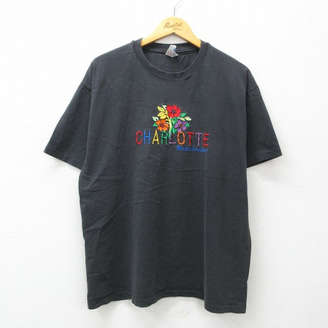 Hanes(ヘインズ)のXL★古着 ヘインズ Hanes 半袖 ビンテージ Tシャツ メンズ 90年代 90s 花 刺繍 大きいサイズ コットン クルーネック 黒 ブラック 24apr16 中古 メンズのトップス(Tシャツ/カットソー(半袖/袖なし))の商品写真