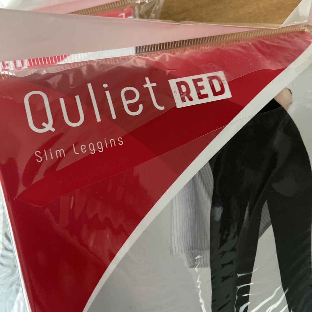 Quliet　スリムレギンス　RED　2セット レディースのレッグウェア(レギンス/スパッツ)の商品写真