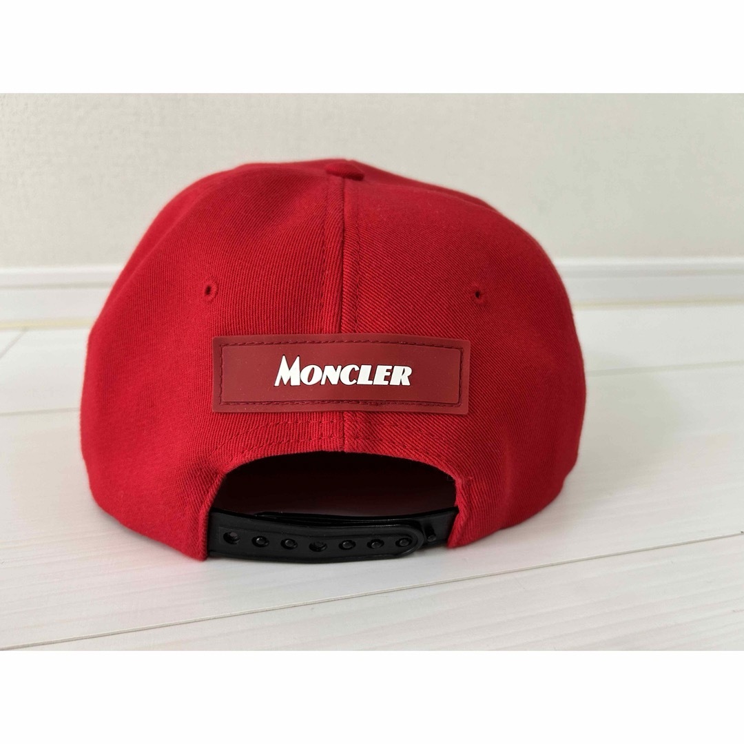 MONCLER(モンクレール)のMONCLER モンクレール ベースボール キャップ 赤 レッド 超美品 メンズの帽子(キャップ)の商品写真