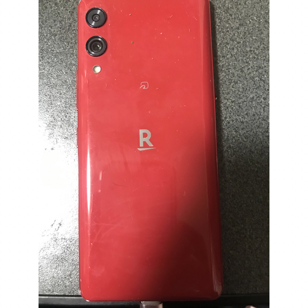 Rakuten Hand 5G Red P780 楽天　再値下げ スマホ/家電/カメラのスマートフォン/携帯電話(スマートフォン本体)の商品写真