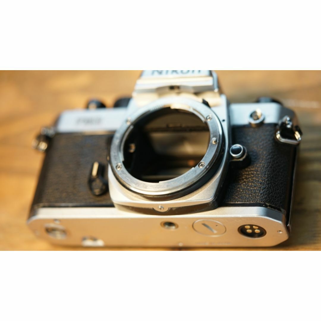 美品 NIKON FM2 ブラック フィルムカメラ モルト新品交換済 C966 美品 NIKON FM2 ブラック フィルムカメラ モルト新品交換済 C966