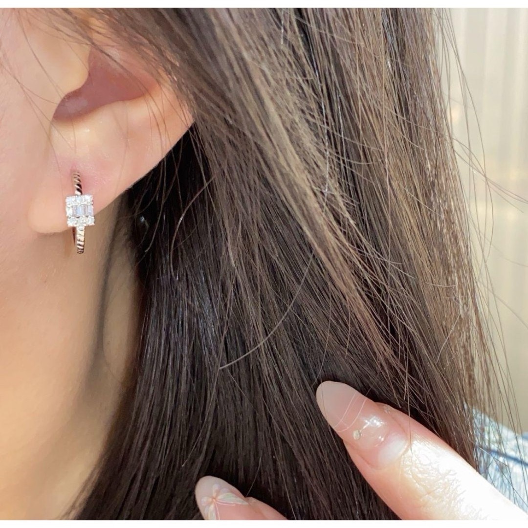 天然ダイヤモンドピアス0.28ct k18 フープピアス リングピアス 天然ダイヤモンドピアス0.28ct k18 フープピアス リングピアス
