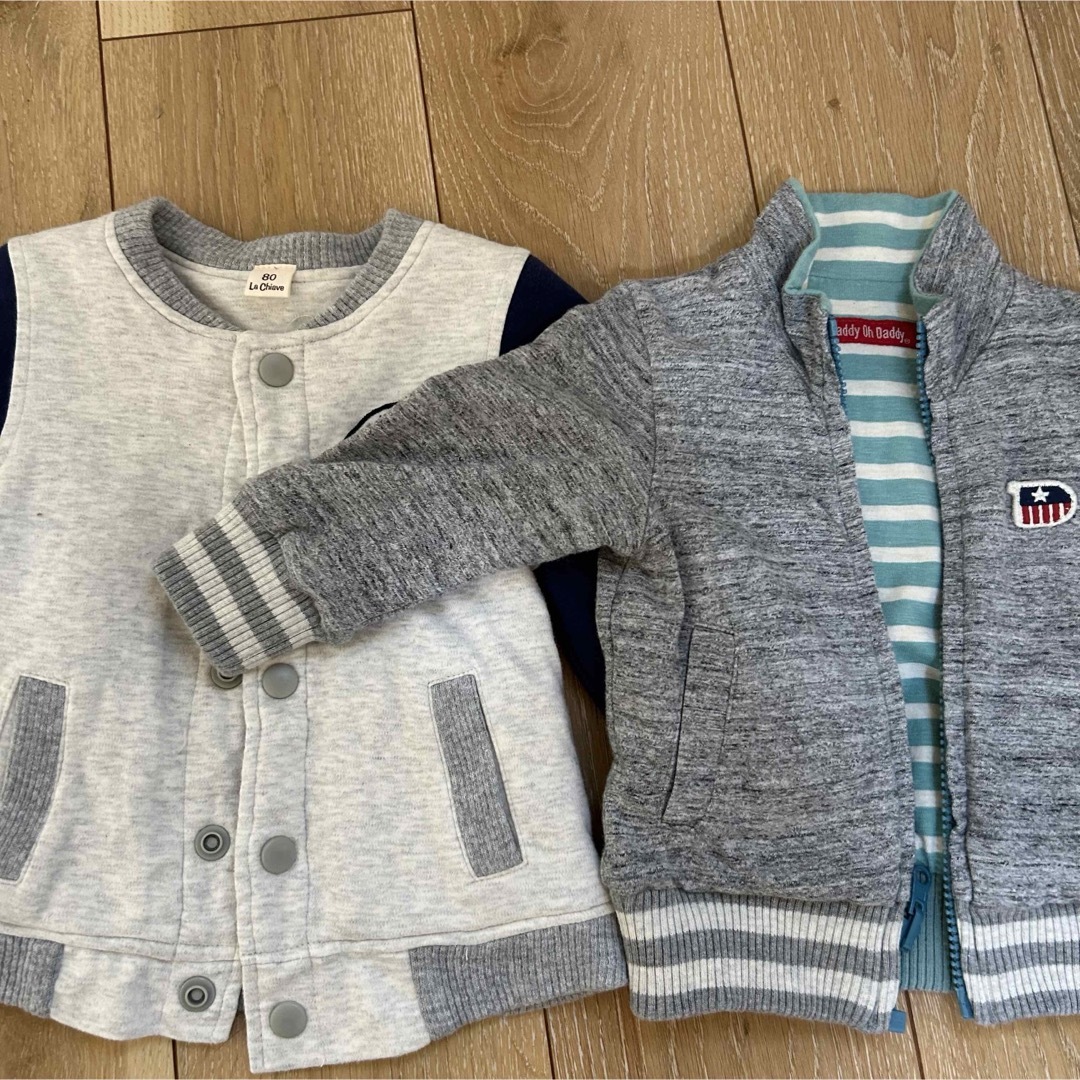 babyGAP(ベビーギャップ)の９着セット　男の子　80サイズ　シャツ　アウター　ダウン　ロンパース キッズ/ベビー/マタニティのベビー服(~85cm)(シャツ/カットソー)の商品写真