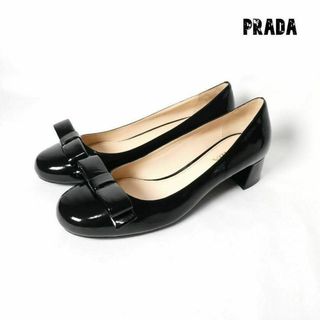 プラダ(PRADA)の極美品 PRADA エナメル リボン ラウンドトゥ チャンキーヒール パンプス(ハイヒール/パンプス)