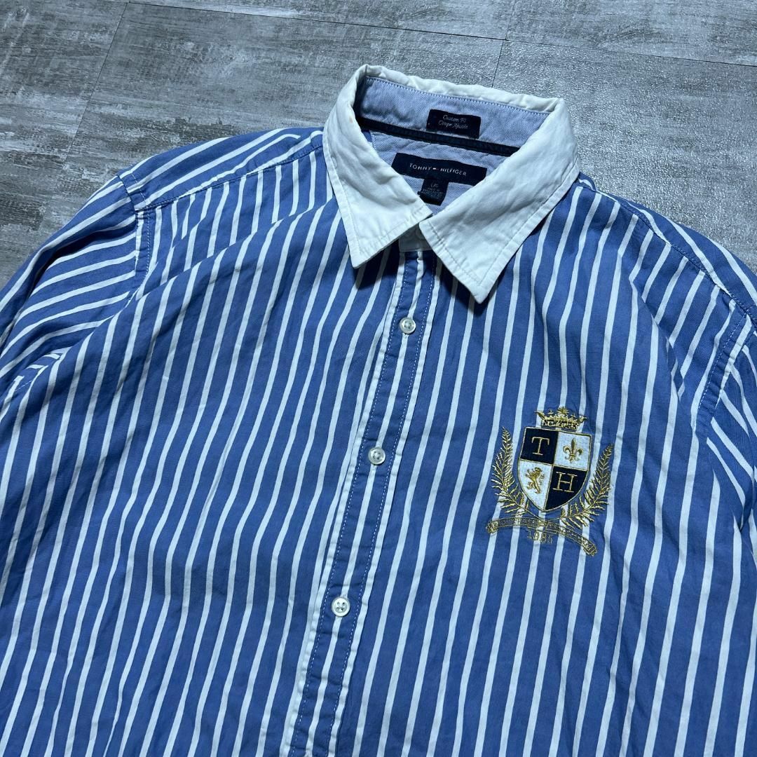 TOMMY HILFIGER(トミーヒルフィガー)のトミーヒルフィガー ストライプ 切替長袖シャツ エンブレム Tommy L メンズのトップス(Tシャツ/カットソー(七分/長袖))の商品写真