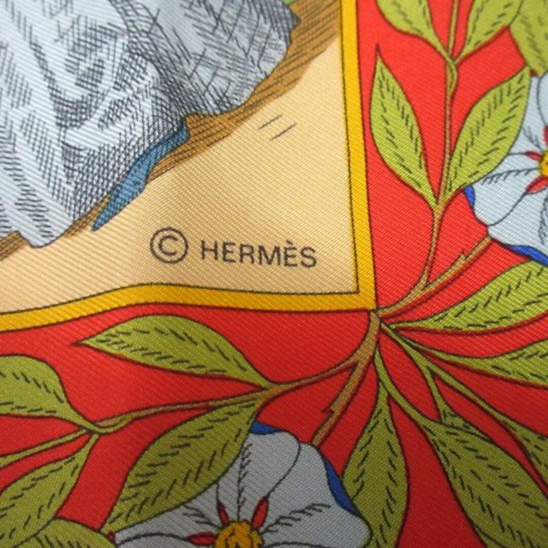 Hermes(エルメス)のHERMES(エルメス) スカーフ カレ90 レッド×ベージュ×マルチ COSTUMES DES DEPARTEMENTS レディースのファッション小物(バンダナ/スカーフ)の商品写真
