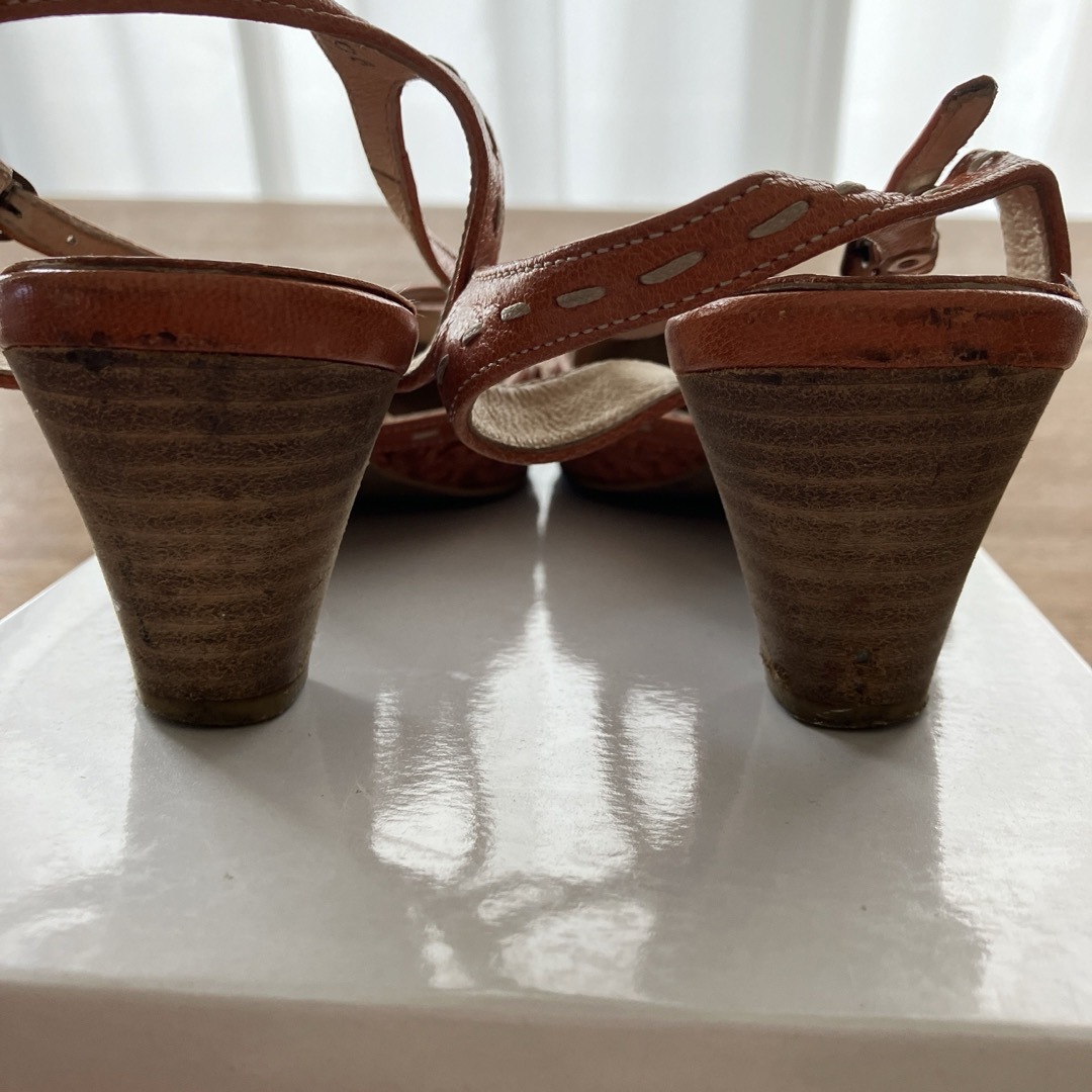 Facil オレンジ レザー サンダル レディースの靴/シューズ(サンダル)の商品写真