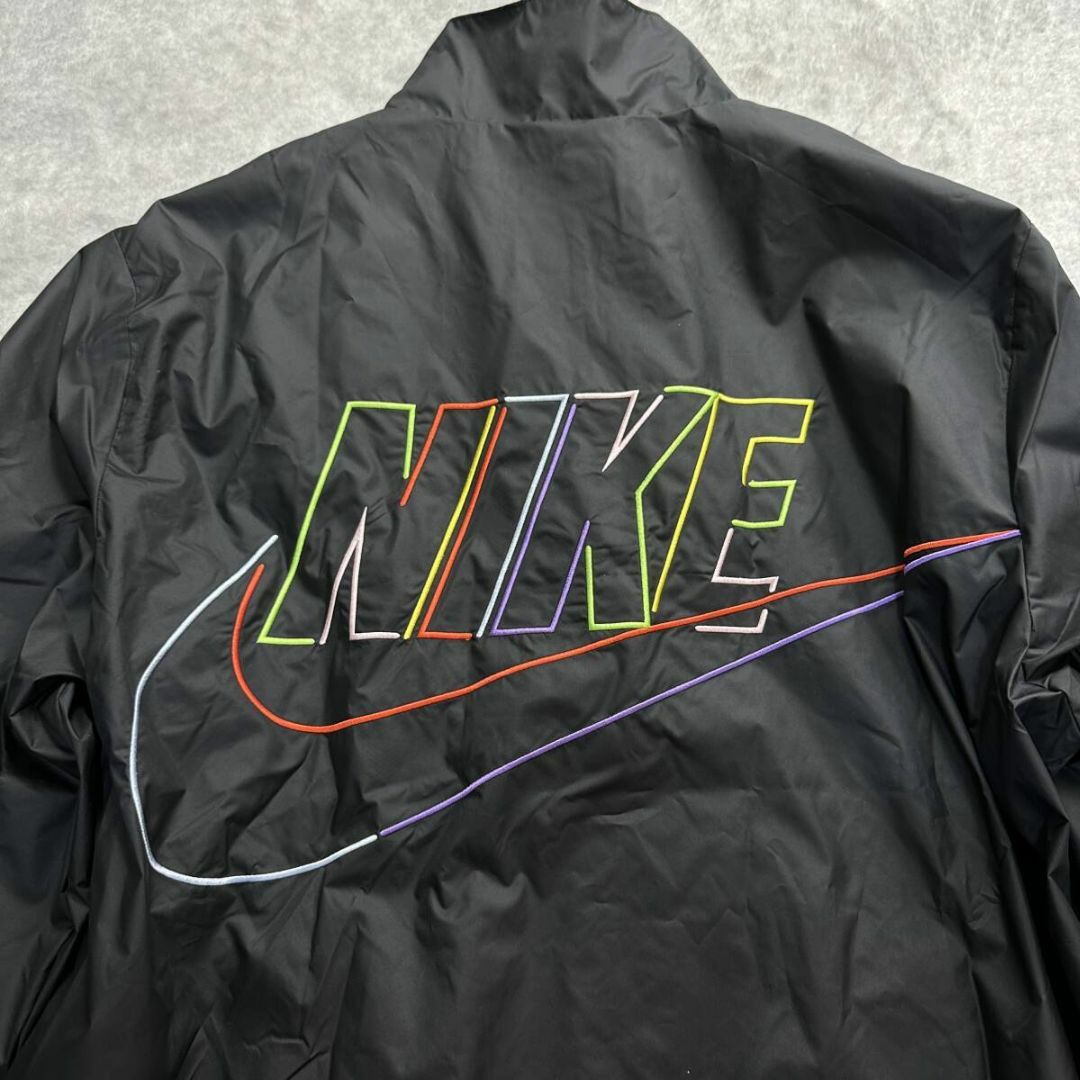 NIKE(ナイキ)の新品 NIKE Lサイズ ナイロン トラックスーツ メンズのジャケット/アウター(ナイロンジャケット)の商品写真