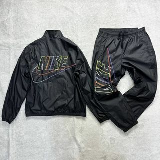 ナイキ(NIKE)の新品 NIKE Lサイズ ナイロン トラックスーツ(ナイロンジャケット)