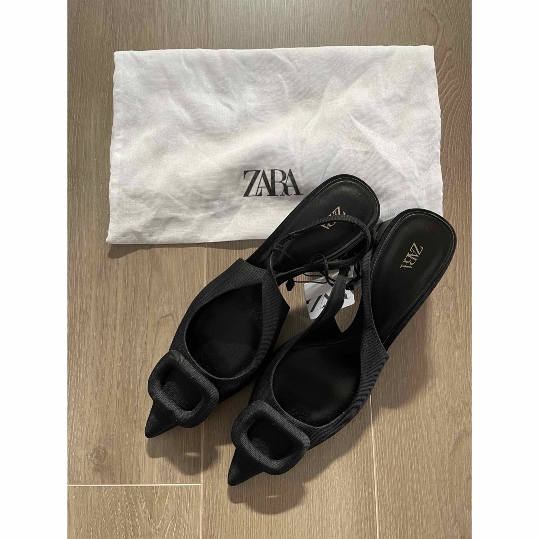 ZARA(ザラ)のZARA ビジューディテール　スリングバックシューズ39 25.3cm レディースの靴/シューズ(サンダル)の商品写真