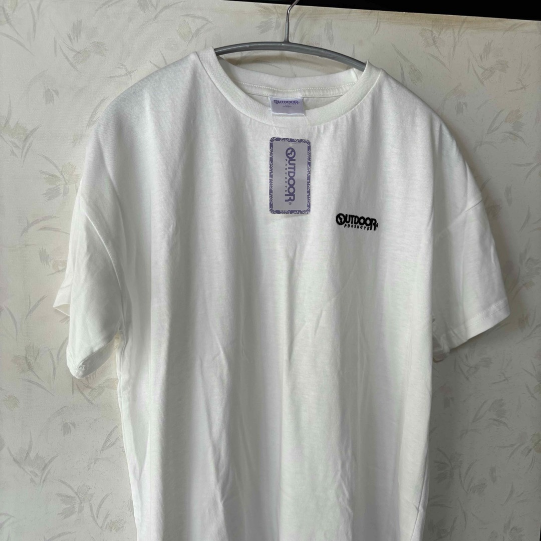 OUTDOOR(アウトドア)の【新品未使用】OUTDOORアウトドア❗️レディース　Tシャツ　半袖　ホワイトM レディースのトップス(Tシャツ(半袖/袖なし))の商品写真